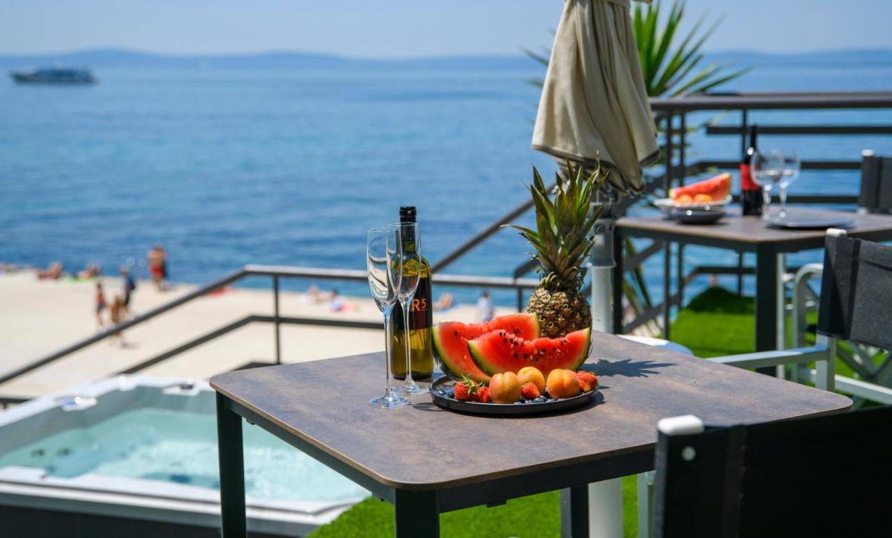 Via Mare Luxury Rooms สปลิท ภายนอก รูปภาพ