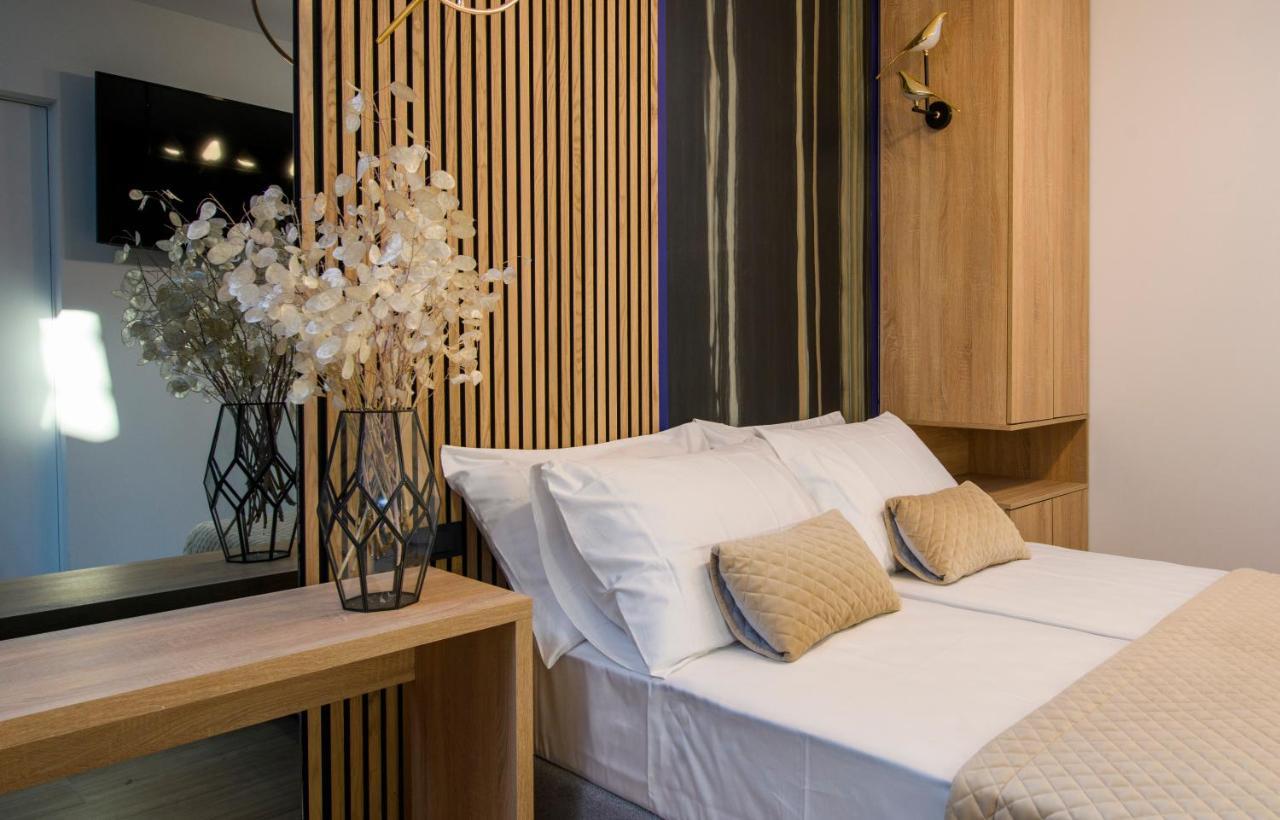 Via Mare Luxury Rooms สปลิท ภายนอก รูปภาพ