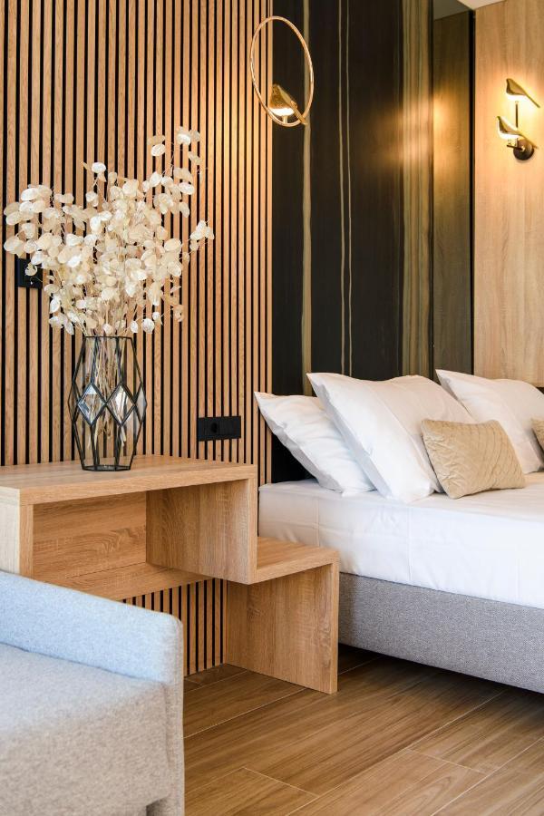 Via Mare Luxury Rooms สปลิท ภายนอก รูปภาพ