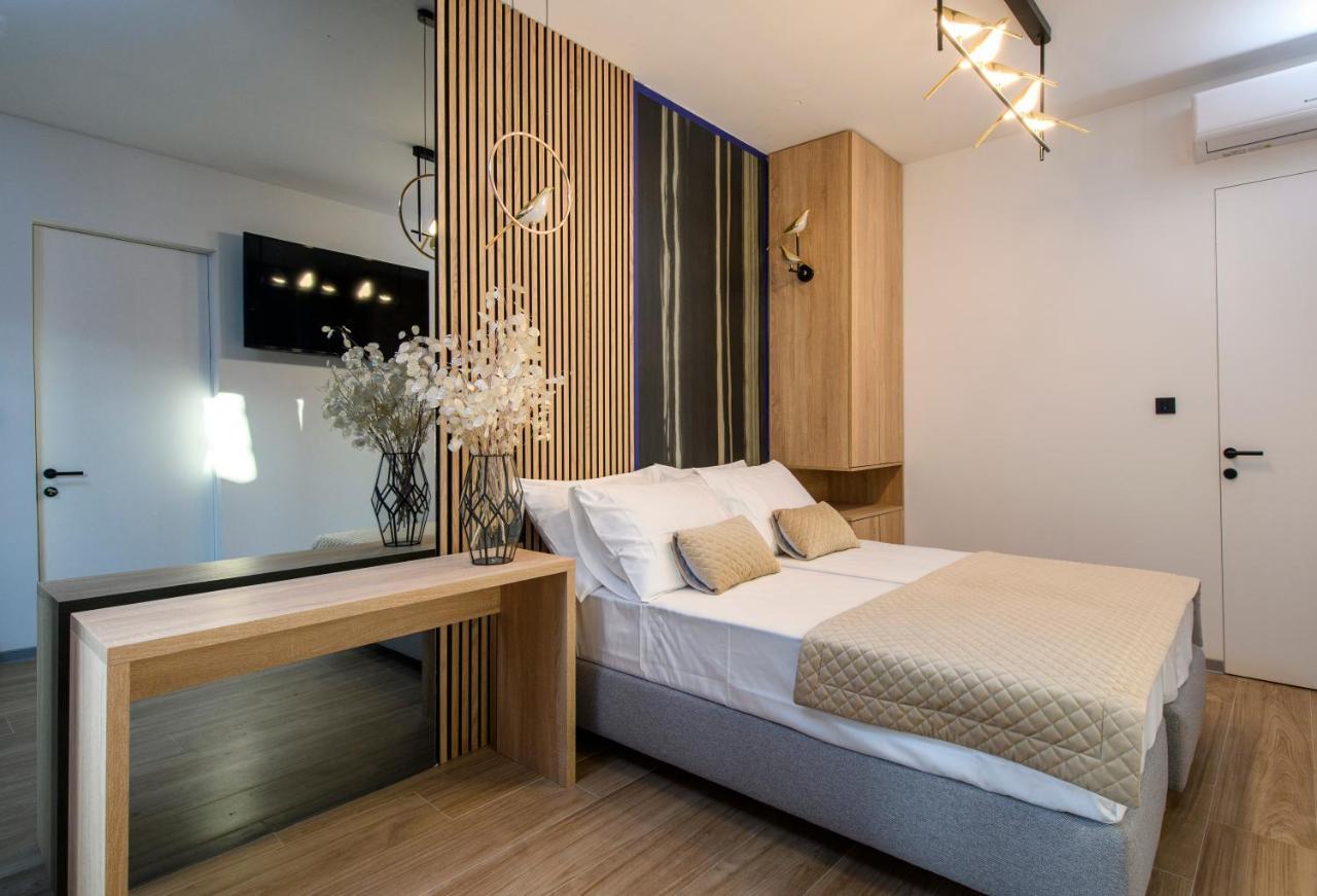 Via Mare Luxury Rooms สปลิท ภายนอก รูปภาพ