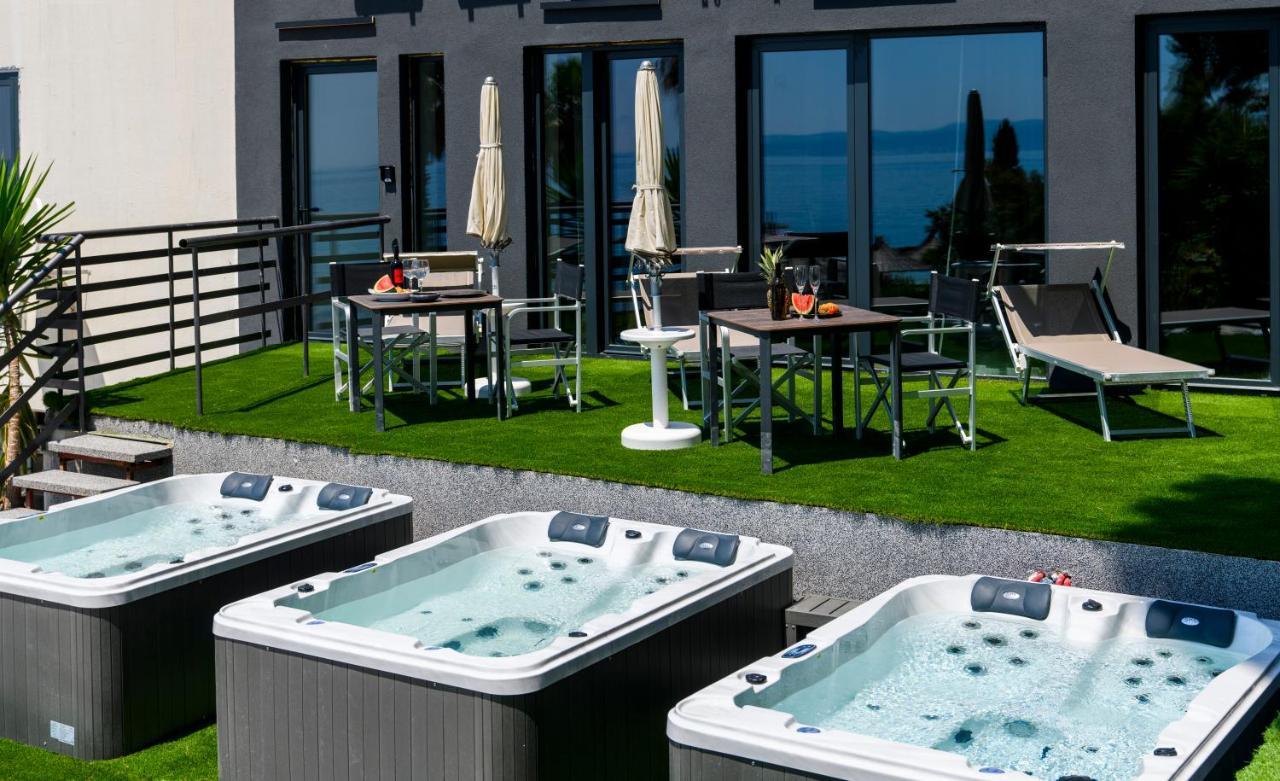 Via Mare Luxury Rooms สปลิท ภายนอก รูปภาพ