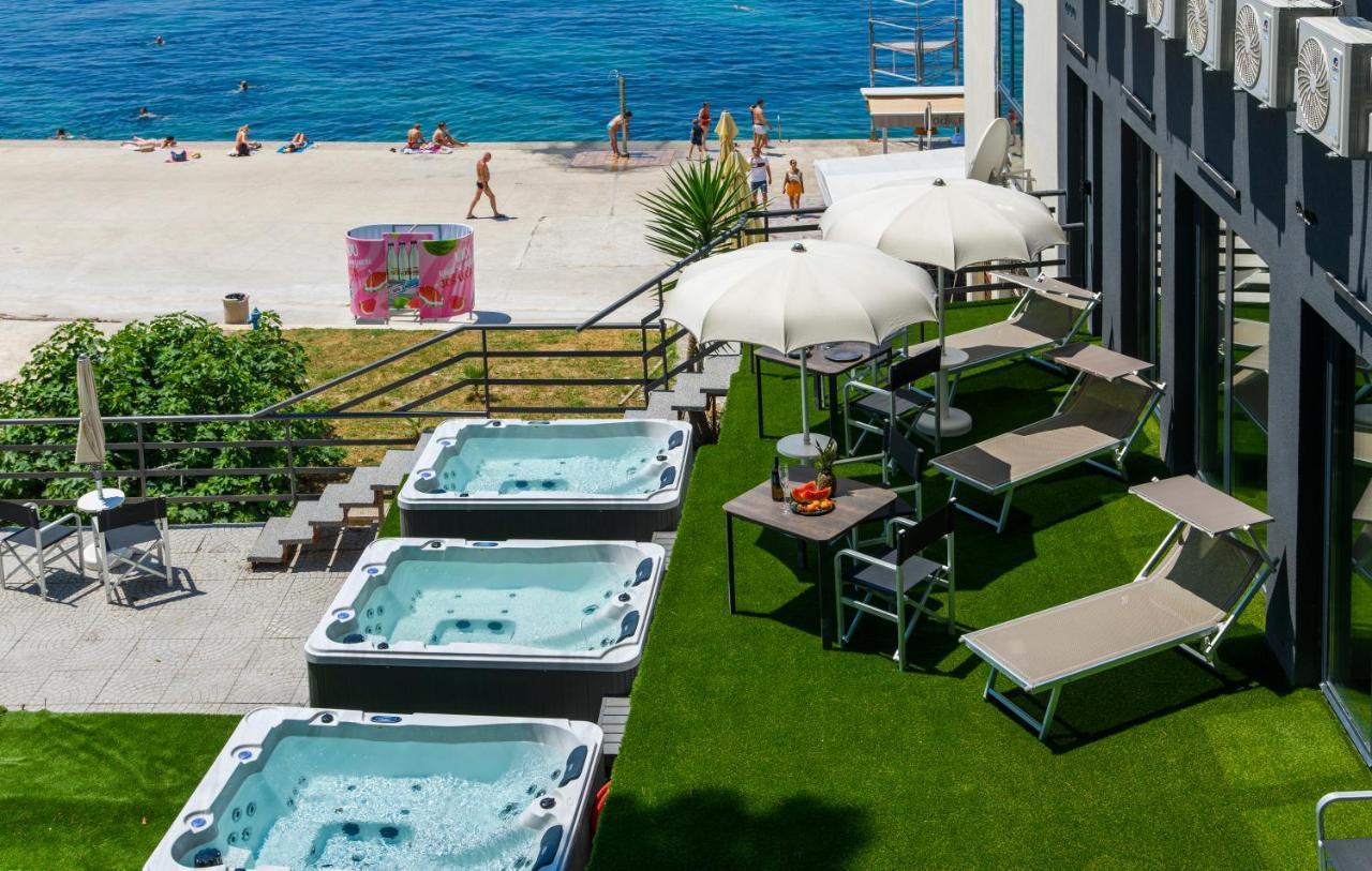 Via Mare Luxury Rooms สปลิท ภายนอก รูปภาพ
